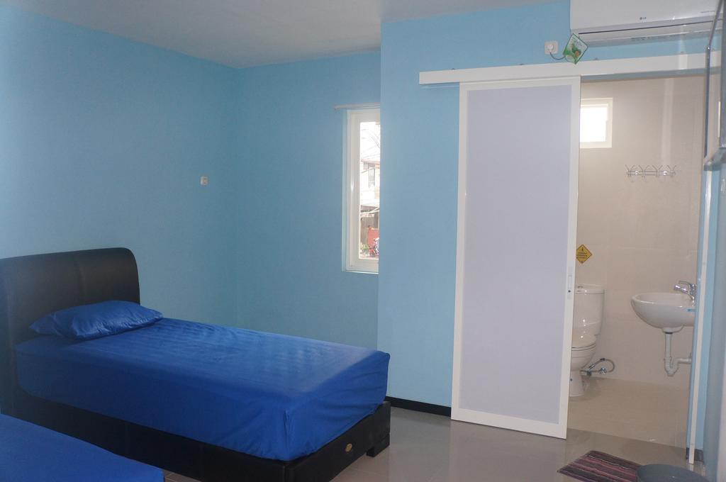 Budget Guest House Tunas Mandiri Jaya Malang Rum bild