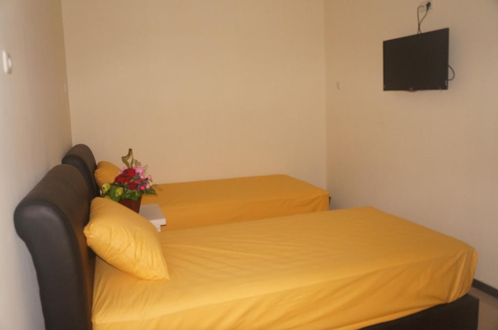 Budget Guest House Tunas Mandiri Jaya Malang Rum bild