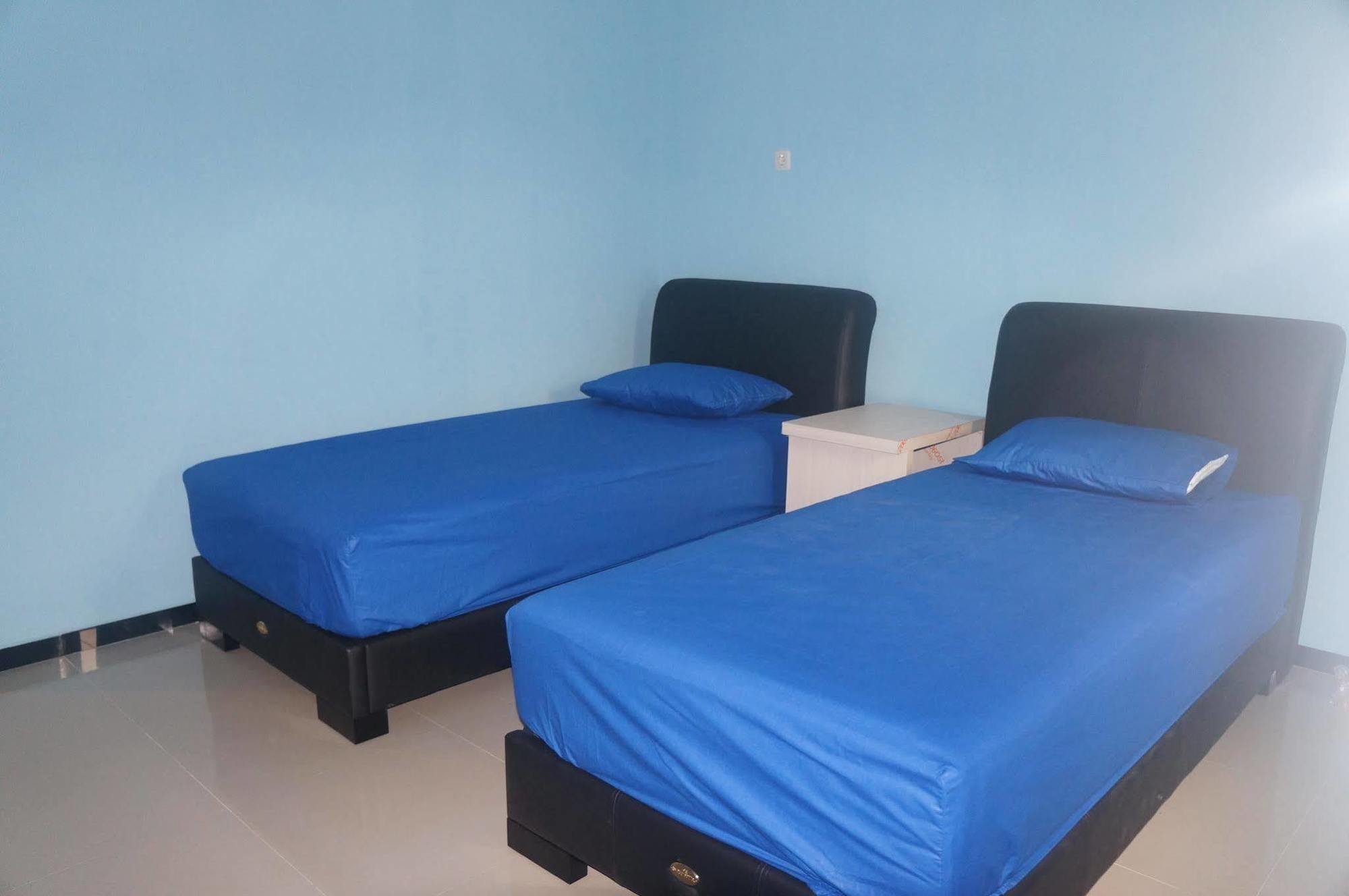 Budget Guest House Tunas Mandiri Jaya Malang Exteriör bild